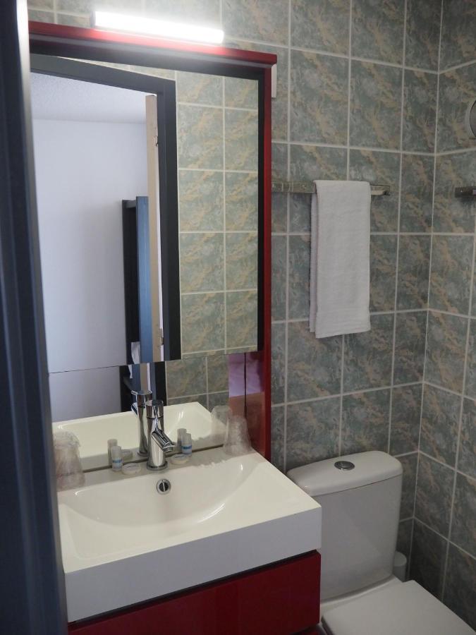 Hotel Le Foirail Figeac Buitenkant foto